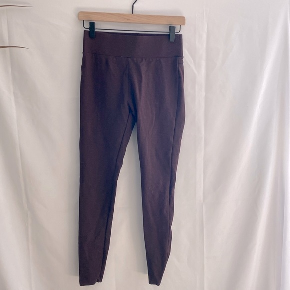 Matty M size extra small, maroon color pants two pockets back stretchy jegging - Picture 1 of 5